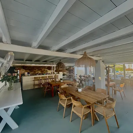 Апарт-отель Anemoi