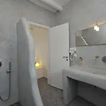 Anemoi Aparthotel 4*