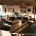 Aparthotel Anemoi