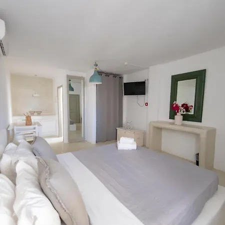 Anemoi Apartahotel 4*