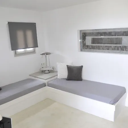 Anemoi Apartmanhotel Náusza