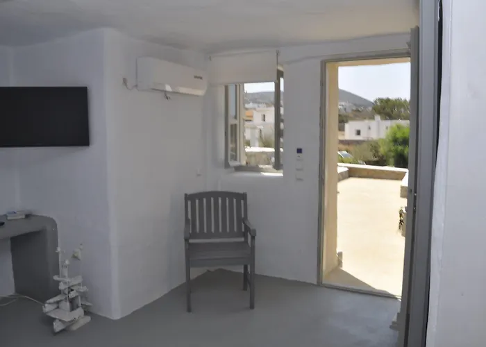Aparthotel Anemoi Naousa (Paros)