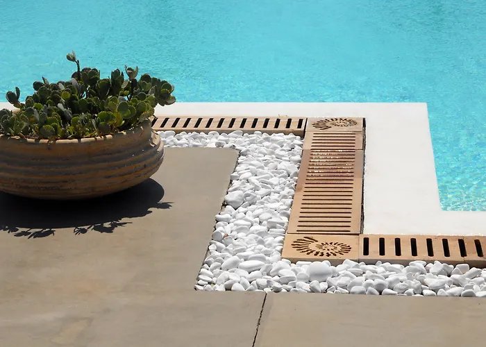 Anemoi 4* Naousa (Paros)