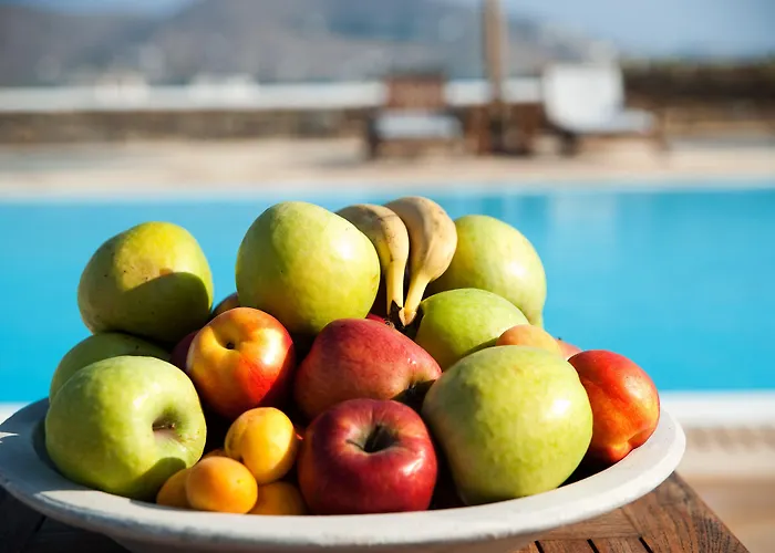 Anemoi Aparthotel Naousa (Paros)