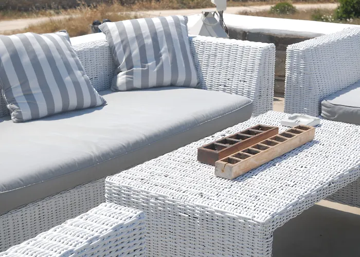 Anemoi Naousa (Paros)