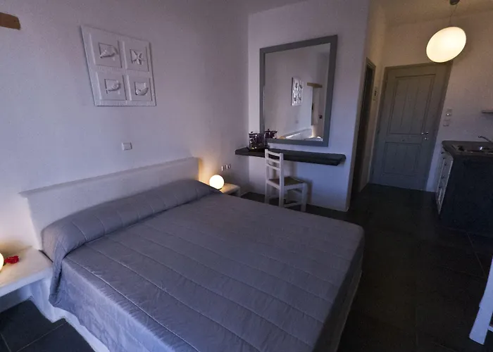 Aparthotel Anemoi Naousa (Paros)